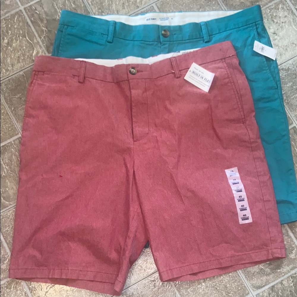 Old Navy Men’s Red and Blue Shorts